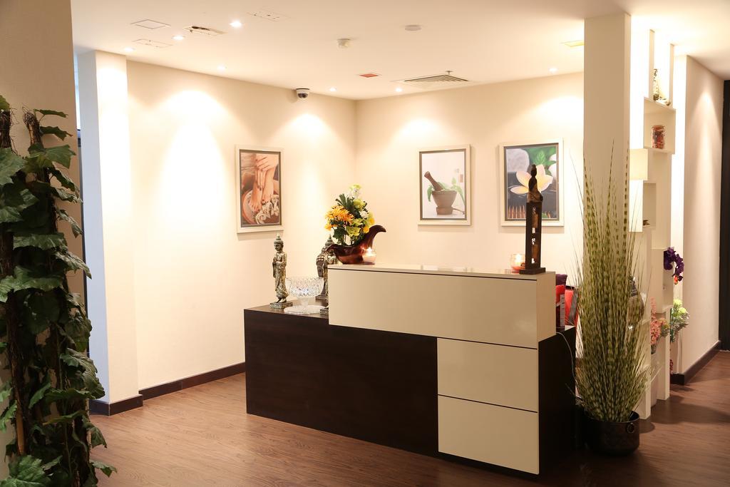 מנאמה Belle Tower Apartments מראה חיצוני תמונה